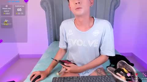 Snapshot of barbie_boy_ chatting on 06/21/26, 07:33 I work from home this is my room 3 online show from 06/21/26, 07:33