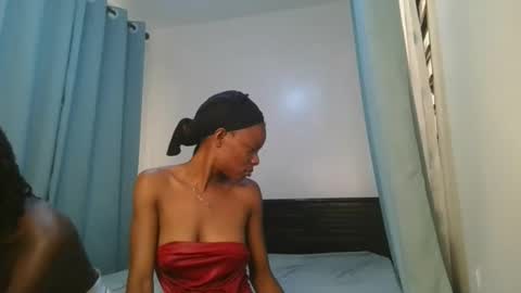 queen online show from 03/29/26, 11:21