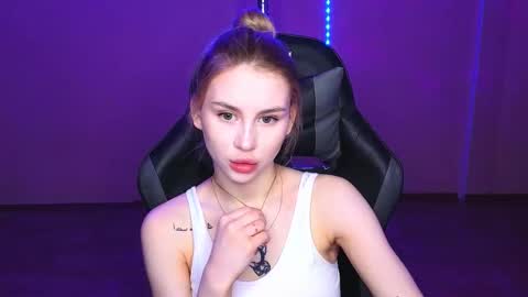 Eva online show from 03/04/25, 01:17