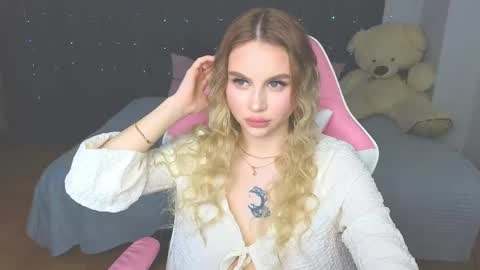 Eva online show from 05/11/26, 04:04