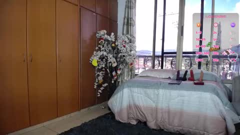 Barbiefoxx online show from 11/18/25, 07:51