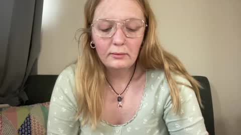 barbiegirl966 online show from 02/22/25, 09:45