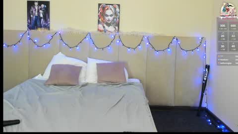 Snapshot of barbiemuscle1 chatting on 12/22/24, 06:15 Barbie online show from 12/22/24, 06:15