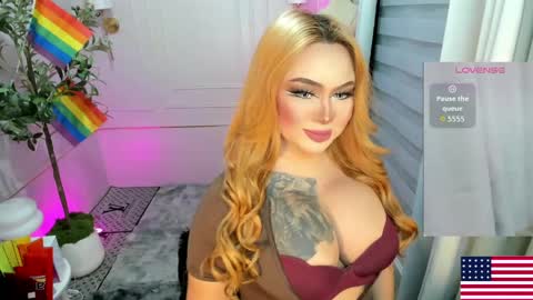 Miss Alexa Fields  online show from 06/07/26, 06:55