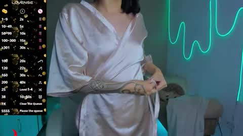 Barbie Scot online show from 10/18/25, 08:42