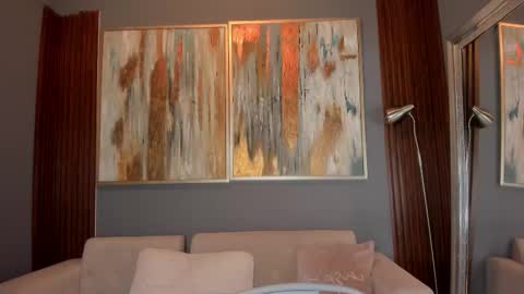 Luna online show from 01/16/26, 07:40