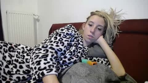 Lena online show from 01/19/25, 07:37