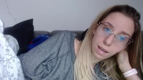 Lena online show from 03/27/26, 07:25
