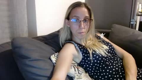 Lena online show from 05/28/26, 06:05