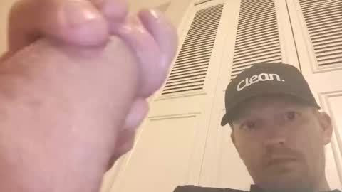 barniemay1 online show from 10/23/25, 02:22