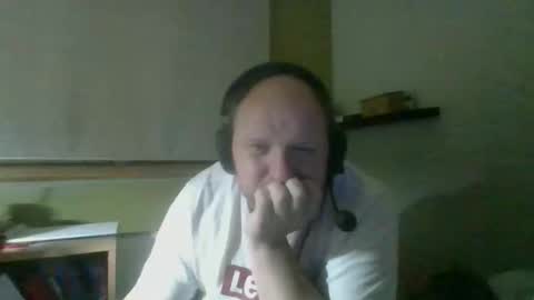 Snapshot of bart_poland chatting on 10/19/25, 11:05 bart_poland online show from 10/19/25, 11:05