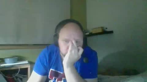 Snapshot of bart_poland chatting on 10/26/25, 10:04 bart_poland online show from 10/26/25, 10:04