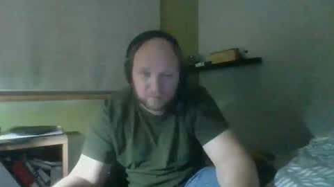 Snapshot of bart_poland chatting on 11/15/25, 09:43 bart_poland online show from 11/15/25, 09:43