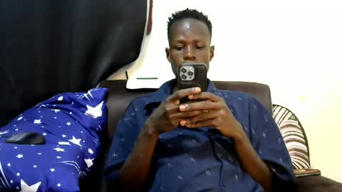 Snapshot of bashlouis1 chatting on 06/27/26, 08:52 bashlouis1 online show from 06/27/26, 08:52