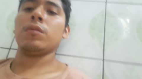 Snapshot of basic2001 chatting on 02/09/26, 01:20 Marcos online show from 02/09/26, 01:20