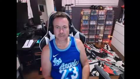 Snapshot of basketballjerseygang chatting on 07/17/26, 06:20 Jordan online show from 07/17/26, 06:20