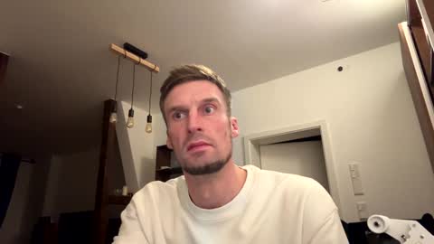 basst23 online show from 12/22/24, 12:39