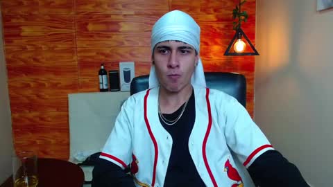 Bastian online show from 01/12/25, 03:49