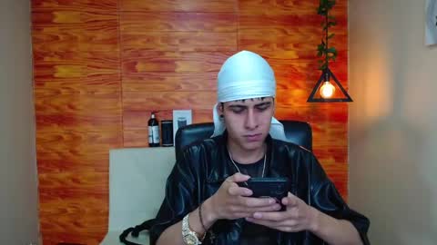 Bastian online show from 01/14/25, 02:29