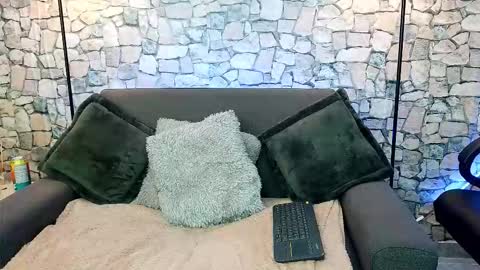 Bastian online show from 11/21/25, 04:55