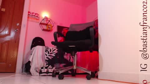 Bastian Independent Model online show from 12/07/24, 05:04