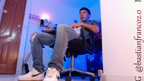 Bastian Independent Model online show from 12/21/24, 05:36