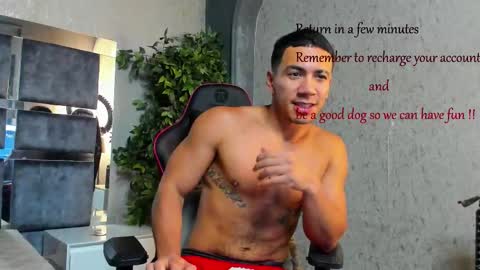 Bastian Independent Model online show from 12/02/25, 12:10