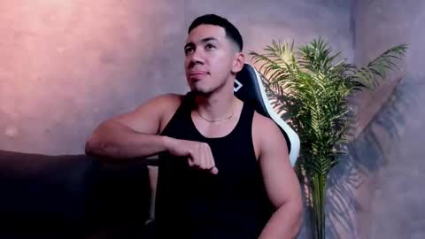 Bastian Independent Model online show from 01/07/26, 07:38