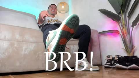 Bastian Independent Model online show from 04/03/26, 08:07