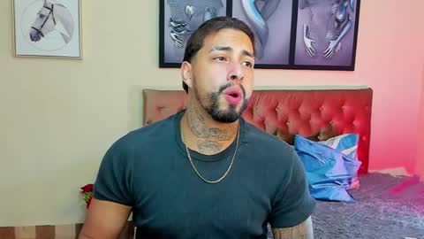 bastian_jones1 online show from 01/12/25, 11:36