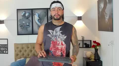 bastian_jones1 online show from 10/06/25, 07:00