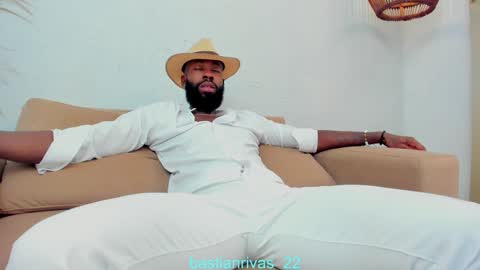 Snapshot of bastianrivas chatting on 01/28/25, 04:19 Bastian. online show from 01/28/25, 04:19