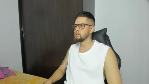 bastianwatson10 online show from 11/03/25, 04:41