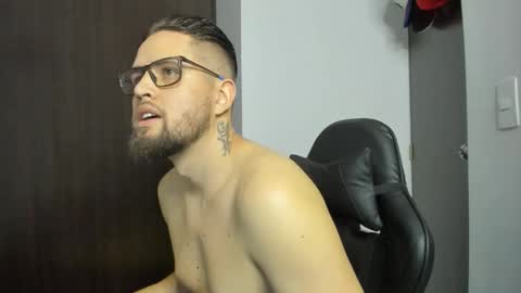 bastianwatson10 online show from 11/05/25, 05:35