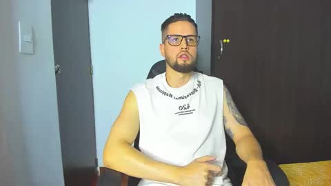 bastianwatson10 online show from 11/06/25, 04:41