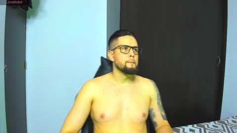 bastianwatson10 online show from 12/01/25, 06:57