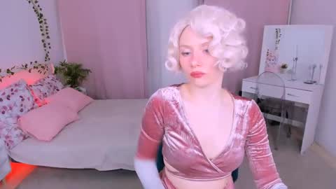 Ask me  online show from 05/05/26, 11:29