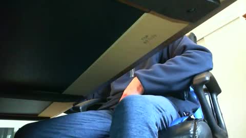 BateBro13 online show from 04/16/26, 02:40