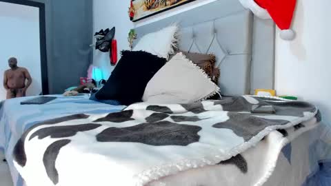 Idaly and Carlos online show from 12/14/24, 02:56