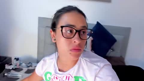 Idaly and Carlos online show from 09/10/25, 03:28