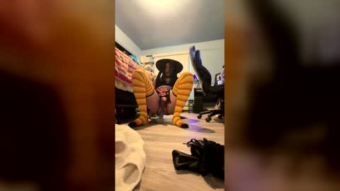 bathingcat online show from 04/19/26, 12:33