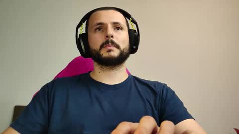 Snapshot of baxxline chatting on 10/03/25, 10:51 Baxxline online show from 10/03/25, 10:51