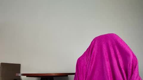 Snapshot of baxxline chatting on 10/09/25, 09:02 Baxxline online show from 10/09/25, 09:02