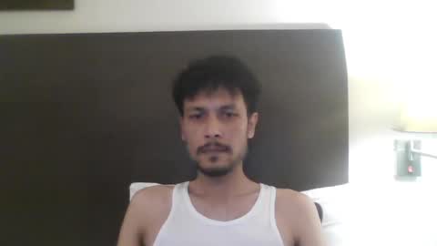 Snapshot of baybeeboi4u2 chatting on 11/27/25, 05:04 Neel online show from 11/27/25, 05:04