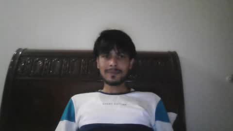 Snapshot of baybeeboi4u2 chatting on 05/10/26, 08:30 Neel online show from 05/10/26, 08:30