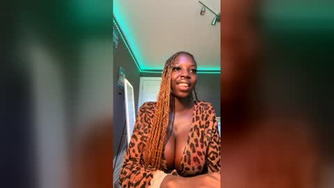 baylee_nicole18 online show from 06/08/26, 01:33