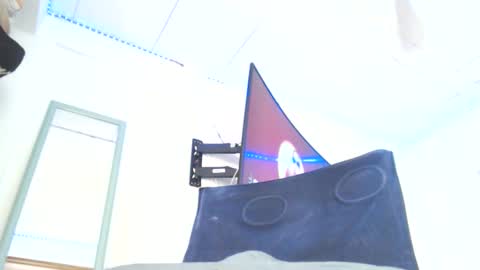 Snapshot of bayoletsweett chatting on 01/07/25, 06:45 deivid online show from 01/07/25, 06:45