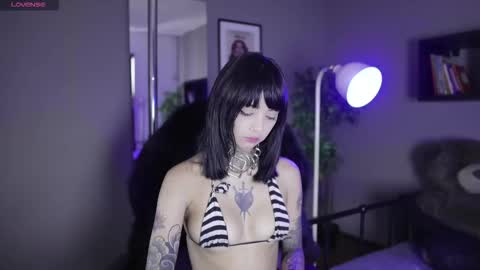 BAYONETTA DOLL  online show from 03/03/26, 01:17