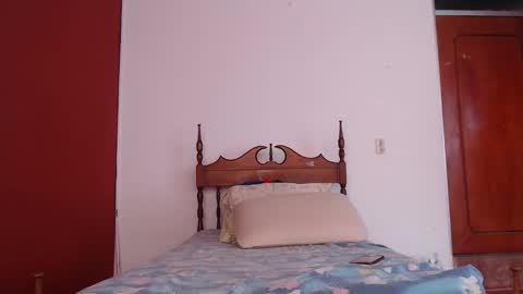 bayonette_black online show from 09/24/25, 12:08