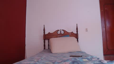 bayonette_black online show from 09/25/25, 12:42